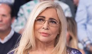 Uno dei miti della televisione italiana ha commosso il pubblico di raiuno grazie alla sua storia, toccante, con la compianta mariangela melato. Mara Venier Pronta All Addio Le Sue Parole Lasciano I Fan Di Stucco