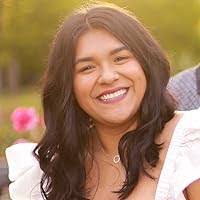 Cora Watt's Instagram, Twitter & Facebook