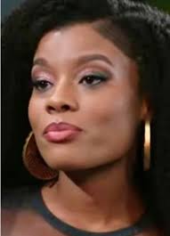 It's that smug as look that gets to me! This girl knows exactly what she's  doing