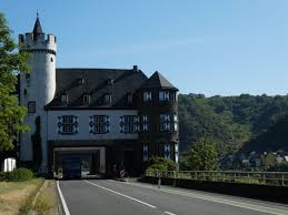 Pin Von Ungarnreise Reisewege Ungarn Auf Mosel Orte Dorf Ruinen