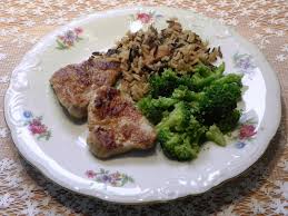 Drain on paper towels and serve. The Iowa Housewife Pan Fried Pork Chops