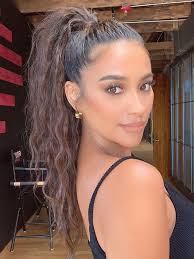 Looking for black ponytail hairstyles inspiration? 7 Easy Ponytail Hairstyles Courtesy Of Celeb Hairstylists Who What Wear