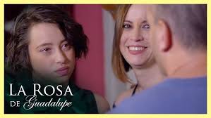 La Rosa de Guadalupe: Xóchitl le hace la vida imposible a su hermana  Melissa