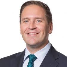 Laurie Smiley's Instagram, Twitter & Facebook