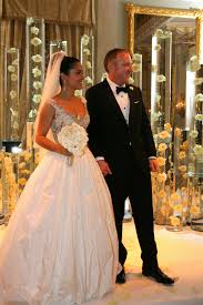 Her weight is 54 kg and her height is 5 feet and 2 inches. Inside Lavish Life Of Salma Hayek And Notre Dame Saviour Husband Who Got Her And Supermodel Linda Evangelista Pregnant In The Same Year