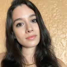 Daniella Silva (@DaniellaLSilva)