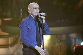 In 1981 he began his solo career and established himself as a songwriter: Enrico Ruggeri Eta Moglie E Figli Ex Malato Aurora Leone Twitter Instagram Donnapop