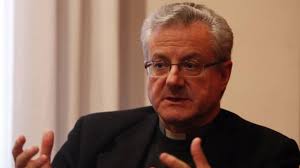 El arzobispo de Urgell renueva el consejo episcopal con nuevo vicario  general, vicario episcopal y secretario general