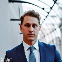 Daniel Wiese's Instagram, Twitter & Facebook