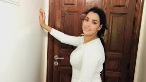 ناكني جاري الفحل من خرمي لما زوجي راح الشغل نيك خلفي جديد نيك طيز مصري جامد  أحلى دياثة ونيك تجليخ