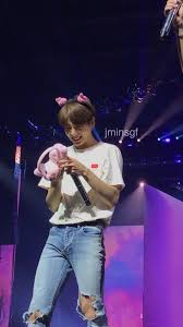 Lerne tata, chimmy, mang, rj, shooky, cooky, koya und van kennen . Bts Concert Cooky And Jeon Jungkook Image 6662601 On Favim Com