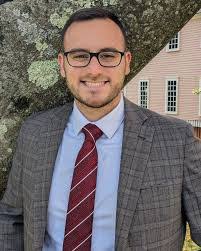 Ken Viera's Instagram, Twitter & Facebook