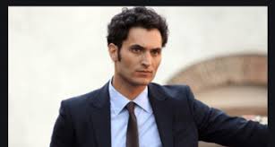 Alessandro tersigni è un famoso attore molto amato dal pubblico italiano e soprattutto di grande successo. Alessandro Tersigni Ultime Notizie Flash