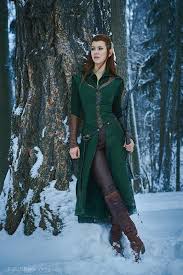 Sure There S Plenty Of People Who Ve Cosplayed Tauriel Since The Second Part Of The Hobbit Trilogy Came Out But I Cosplay Costumes Fashion Amazing Cosplay