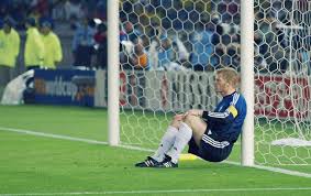 Its emerging young talents — thomas müller, mesut özil and sami khedira to name three — completely outplayed england's aging household names. Germany 2002 The Worst World Cup Finalists Ever