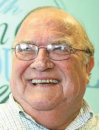 Schnucks restructures at top