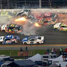 The big one struck late at the 2019 daytona 500, taking out 21 cars in a shower of sparks and. Xiownlwe5zpfem