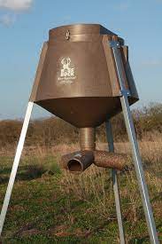 Capacity hopper has a thick wall of hdpe uv protected plastic that will not rot, rust or leak! Boss Buck 350lb Protein Feeder