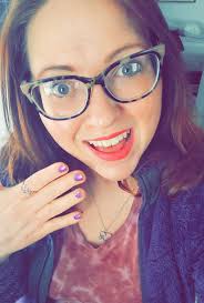 Hi guys my name is Tori if you are new i sell color street! I hope you are  ready as we are vendor event this week! For those who dont know me