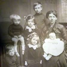 WW1 heroes remembered: Relatives share incredible and harrowing family  memories