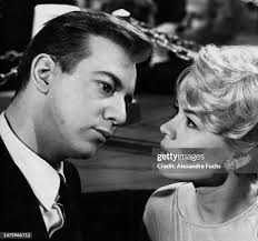 34.866 fotos e imágenes de alta resolución de Sandra Sandra Get 2