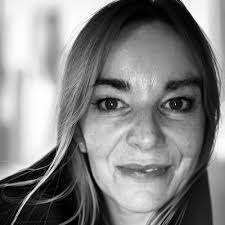 Dr Elizabeth Pearson (@lizzypearson)