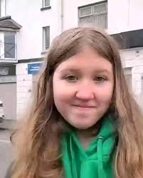 Good morning ladies and gentlemen to all u ladies out there who I grow up  with and went to school with I was a young man looking for love and  couldn't find