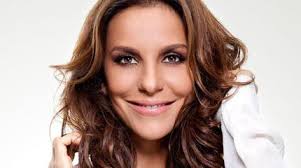 A melodia envolve e, com certeza, começa a vontade de d. Ivete Sangalo Tickets Fur 2021 2022 Tour Information Uber Konzerte Touren Und Karten Von Ivete Sangalo In 2021 2022 Wegow Deutschland