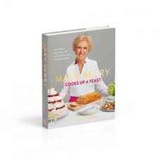 Mary Berry Cooks Up A Feast by Mary Berry, Lucy Young