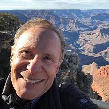 Stu Schuster's Instagram, Twitter & Facebook