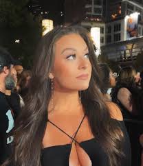 Brittany has always been so Gorgeous to me and such a sweet person. ✨✨