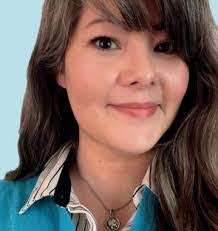 Shirley Stenberg's Instagram, Twitter & Facebook