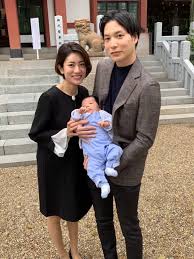 お宮参りの服装マナーは？ママ・パパ、赤ちゃん、祖父母の当日コーデSNAP集｜VERY