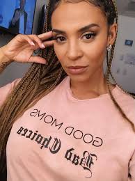 Merch — Samantha Schmitzberger