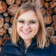 Abby Cain's Instagram, Twitter & Facebook