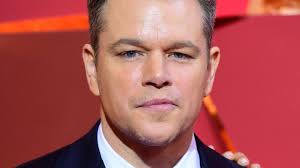 Als er die die treppe hinunterging, wurde er von damon in das büro gedrängt. Matt Damon Halt Einfach Die Klappe Stern De