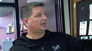 Left: Collaborative Team Awarded for Best Employer Branding