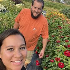 Calling all current flower farmers! Join us for our fall flower farmer  meet-up at Englebrecht Farm in Waverly, IA