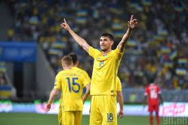 Народні артисти україни дмитро та назарій яремчуки. Napadnik Zbirnoyi Ukrayini Roman Yaremchuk Znovu Zabiv Za Gent V Lizi Yevropi Mia Vektor Nyuz
