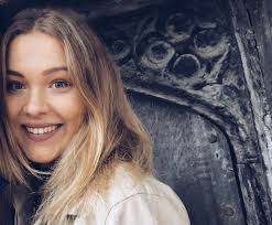 Amelia Nunn's Instagram, Twitter & Facebook