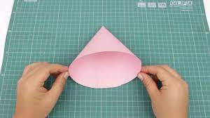 Cara membuat kerucut dari kertas karton. 4 Cara Untuk Membuat Kerucut Wikihow