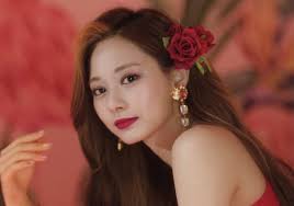 In november 2015, tzuyu and the other members of twice appeared on the variety show ' my little television'. Exw9sr 51esp1m