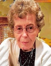 Karen Ott's Instagram, Twitter & Facebook