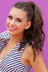 And while this look can be rocked with straight hair, we especially love it when incorporated with loose waves. 1001 Ideas For Cute Easy Hairstyles For School
