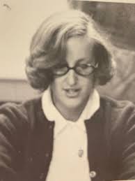 if any one recalls larry motsinger he passed some years ago i will not  provide details i ran across him when i was living in gloucester city. he  frequented a saloon i