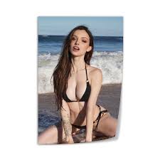 Generic Australian Model Dainty Wilder Sexy Model Art Poster, Canvas Wall  Art, Modern, Contemporary, Beach Theme, Unframed, 8x12 inches, Living Room,  Bedroom, Kitchen, Office, Bathroom, Bar : Amazon.ca: Home