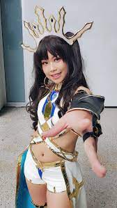 I cosplay Ishtar. After hitting the gym like crazy for 2 months to fit in  my costume : rgrandorder