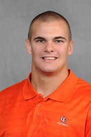 Wade Rawlins's Instagram, Twitter & Facebook