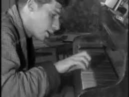 Así toca el pianista más "raro" de la historia: Glenn Gould