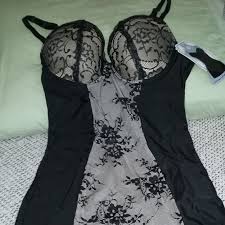 Black W Ecru Lace Convertible Shaping Slip Nwot